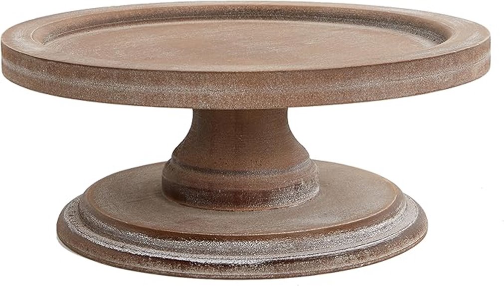 round wooden cake stand